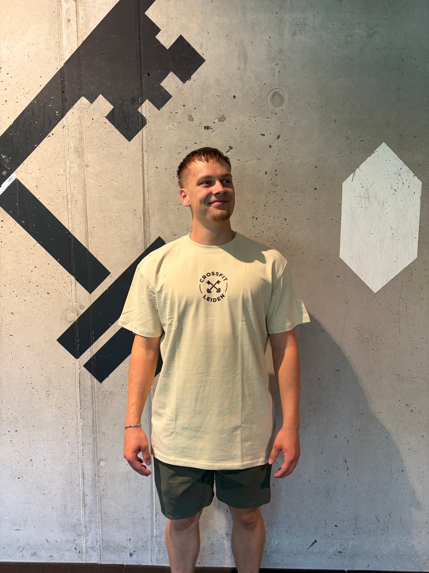 CrossFit Leiden Oversized HYBRID T Sand
